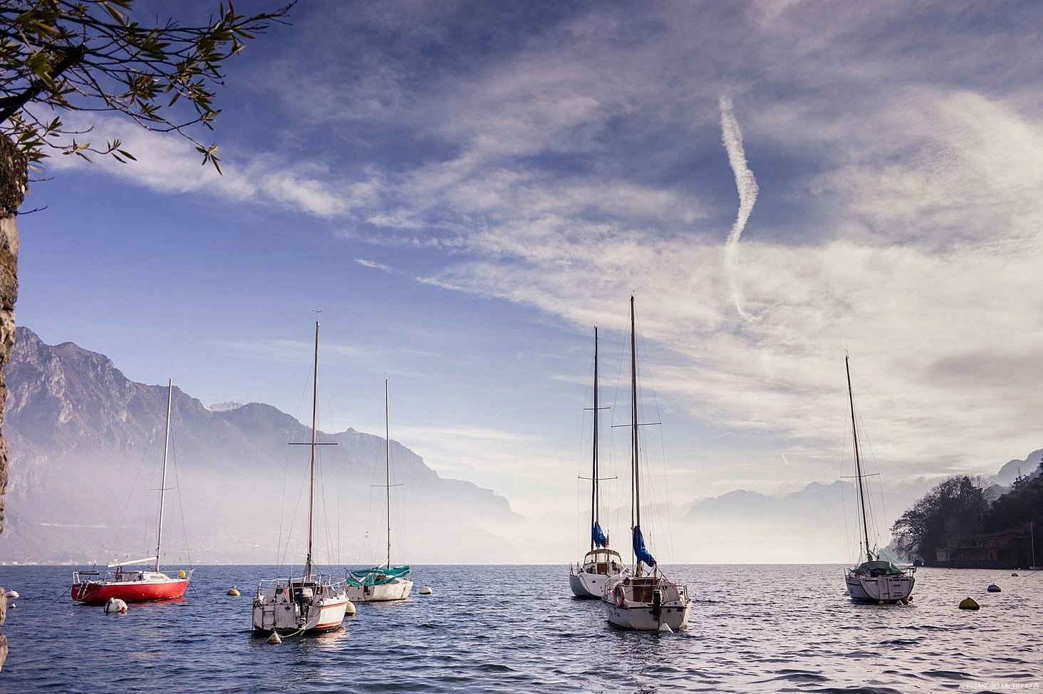 Bellagio Como Lake winter fog photography Samsung NX-100 mirrorless shot 01