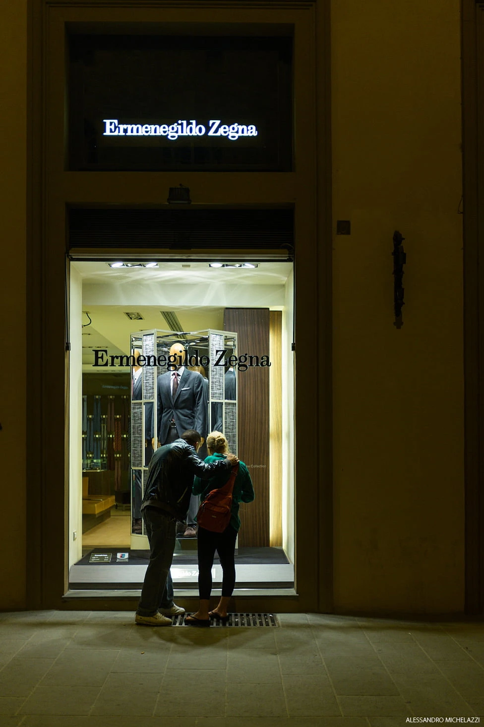 Florence night street photography Fujifilm X100s high ISO 6400 shot 11
