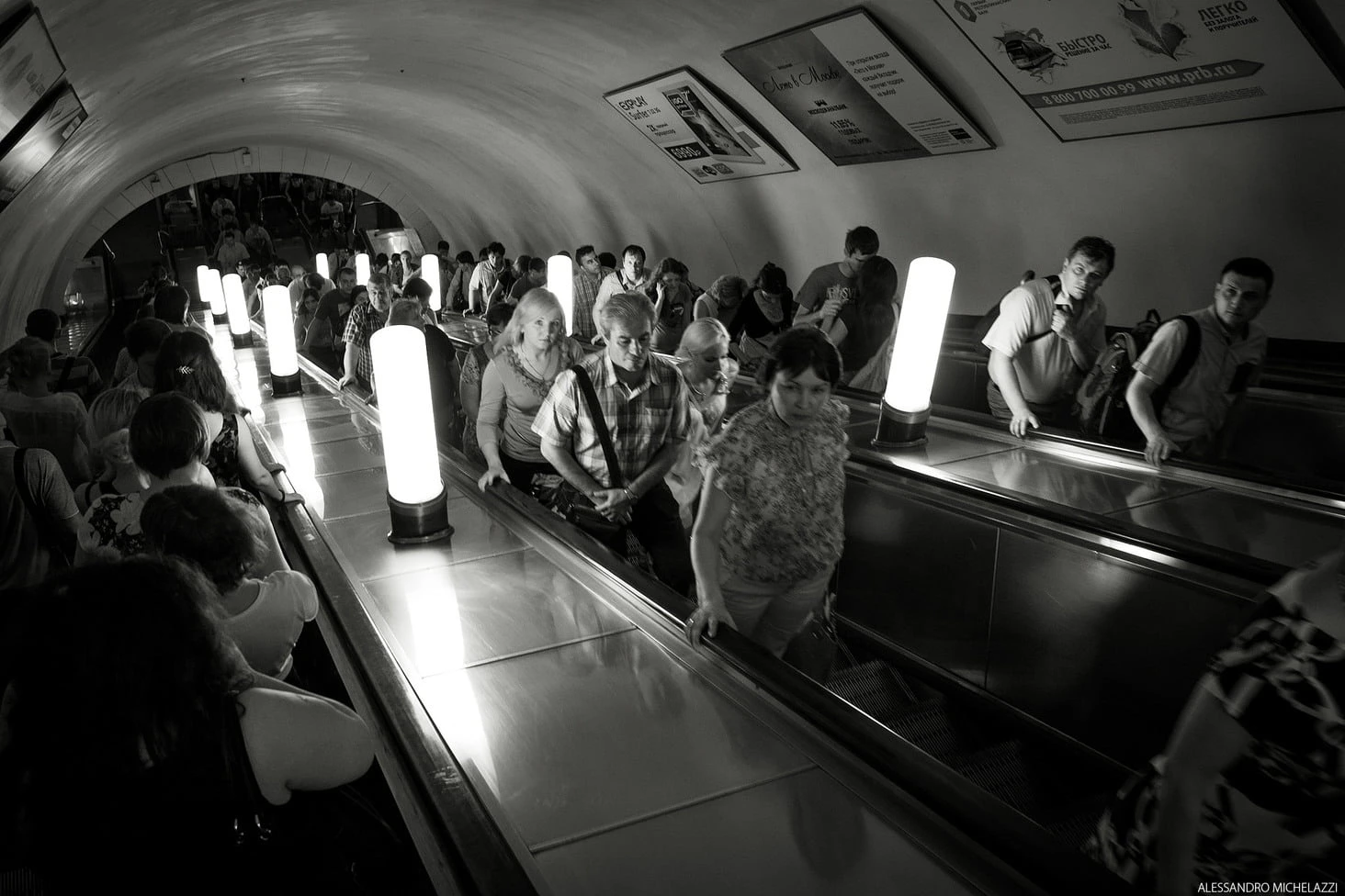 Moscow Russia street photography Samsung NX mirrorless system Part II shot 18