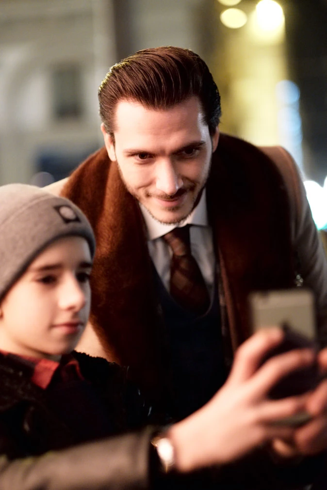 Night portrait Florence Pitti Uomo 91 Fujifilm X-T2 56mm f1.2 shot 25