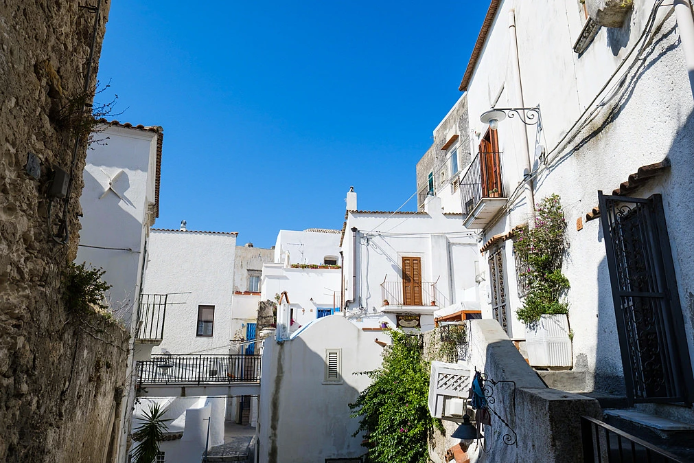 Italy travel photo trip Rome Abruzzo Puglia Fujifilm X-Pro2 shot 24