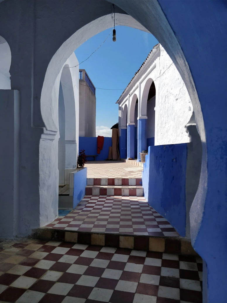 Chefchaouen blue city Morocco travel photo OnePlus 5T smartphone shot 10