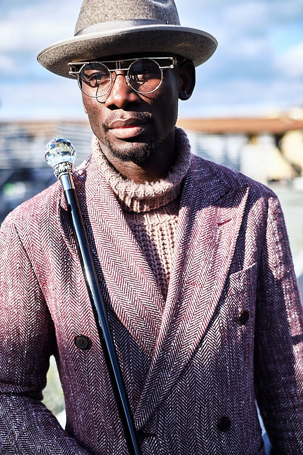 Pitti Uomo 93 menswear street style portrait Florence Fujifilm X-Pro2 shot 35