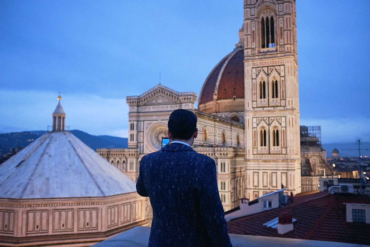 Low light portrait session Florence Duomo Fujifilm X-T2 56mm f1.2 shot 01