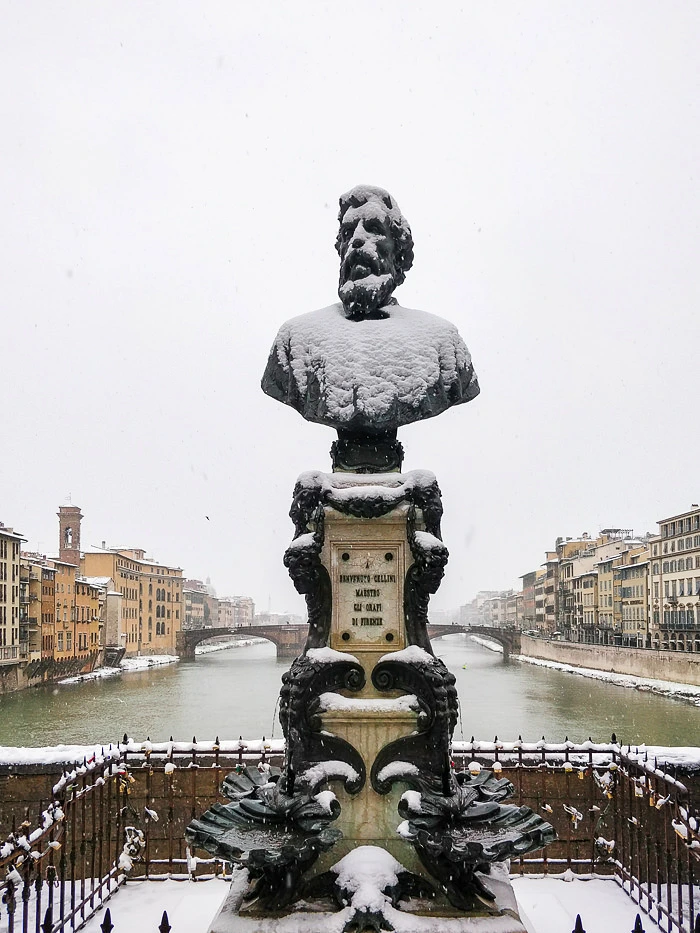 Florence under snow city reportage OnePlus 5T smartphone shot 11