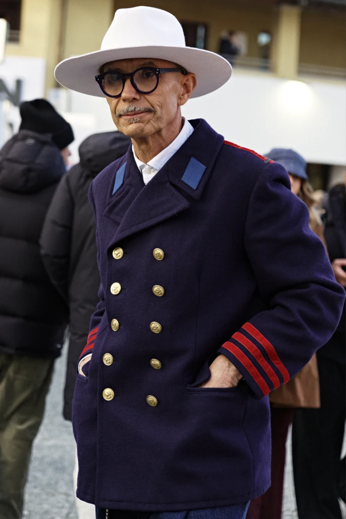 Menswear street style at Pitti Immagine Uomo 107, Florence — arrivals and outfits outside the Fortezza da Basso, image 017.