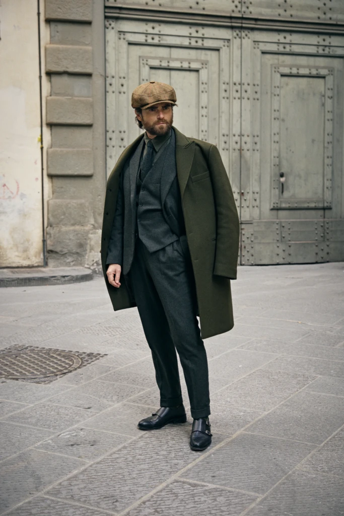 Hockerty menswear editorial photographed by Alessandro Michelazzi at Pitti Immagine Uomo 107 in the streets and pavilions of Florence, look 054.