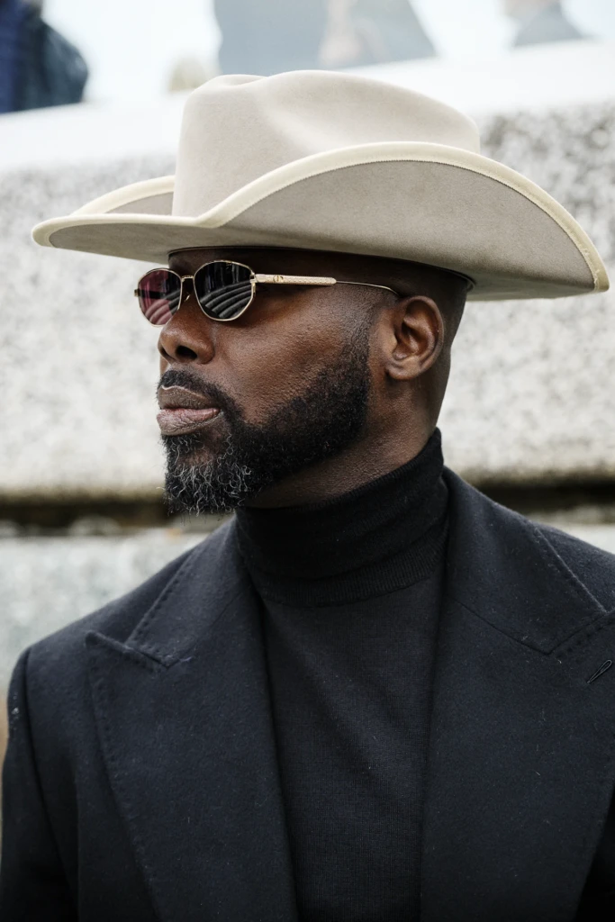 Street style look photographed at the Pitti Immagine Uomo 109 fair, Fortezza da Basso, Florence (look 66)