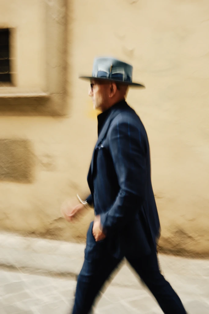 Style by Sarai (Jason Sarai) menswear editorial at Pitti Immagine Uomo 107, shot in Florence by Alessandro Michelazzi, look 076.