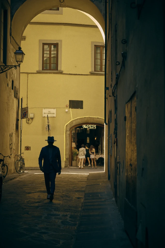 Style by Sarai street style session in Florence city center