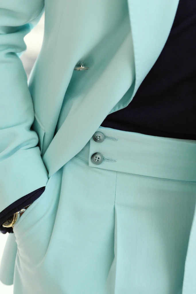 Milano Fashion Week June candid moment — photography by Alessandro Michelazzi