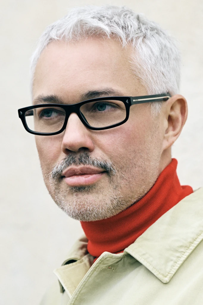 Milano Fashion Week January candid portrait — photography by Alessandro Michelazzi