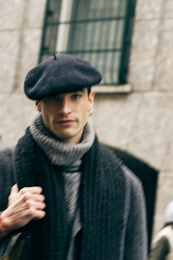 Milano Fashion Week street style wide view — photography by Alessandro Michelazzi